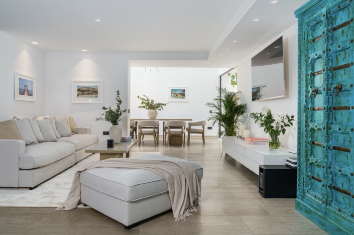 Image No.10-6 Bed Villa / Detached for sale