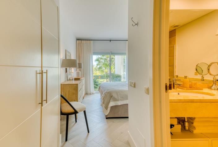 Image No.14-3 Bed Apartment for sale