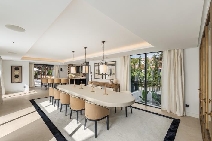 Image No.6-5 Bed Villa for sale