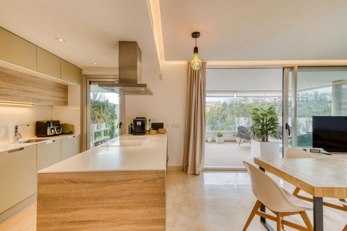 Image No.10-3 Bed Apartment for sale