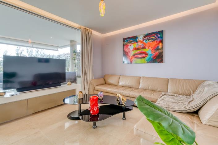 Image No.11-3 Bed Apartment for sale