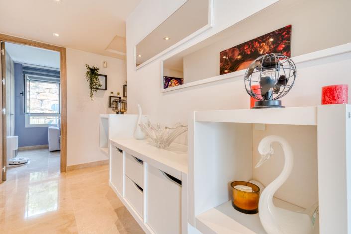 Image No.18-3 Bed Apartment for sale