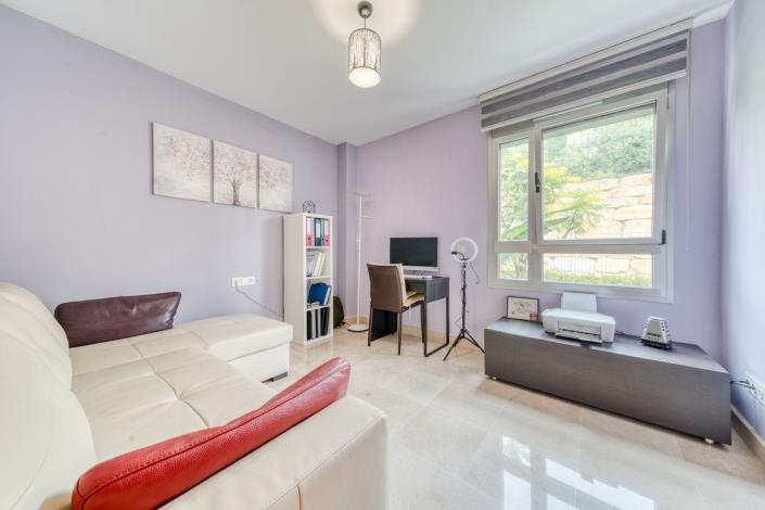 Image No.22-3 Bed Apartment for sale