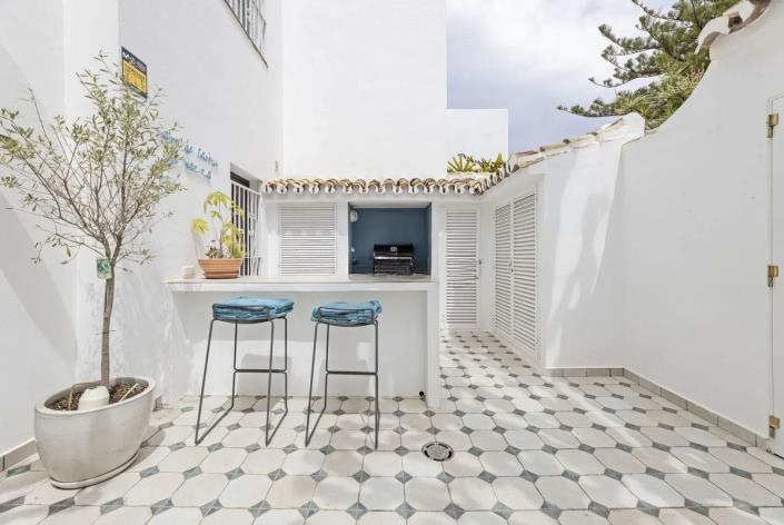 Image No.23-3 Bed Townhouse for sale