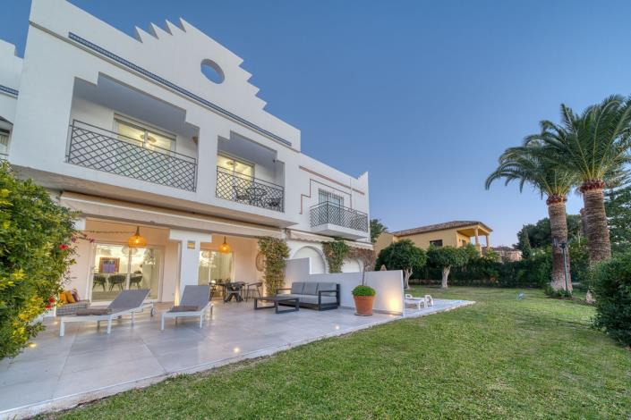 Image No.45-3 Bed Townhouse for sale