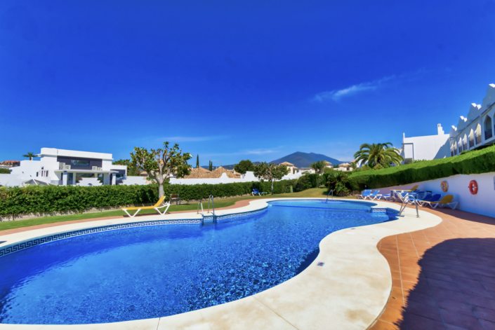 Image No.10-3 Bed Villa / Detached for sale