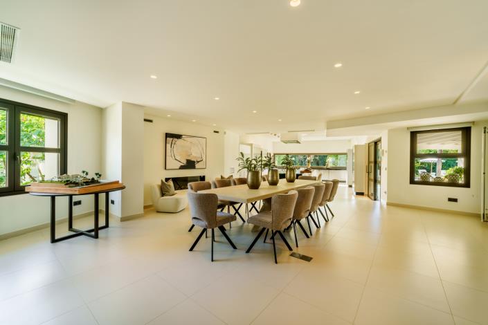 Image No.5-5 Bed Villa for sale