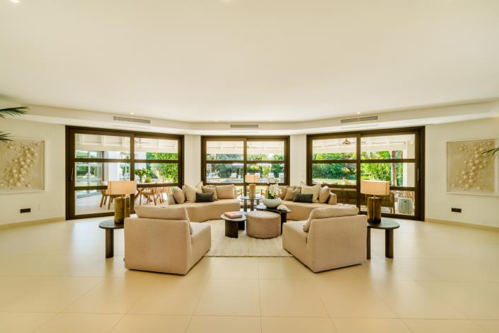 Image No.6-5 Bed Villa for sale