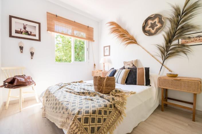 Image No.9-3 Bed Semi-Detached for sale