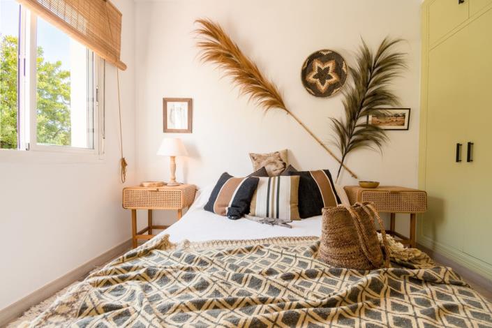 Image No.22-3 Bed Semi-Detached for sale