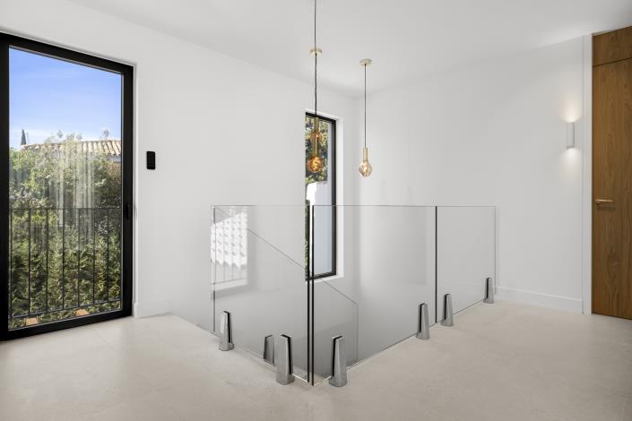 Image No.7-5 Bed Villa for sale