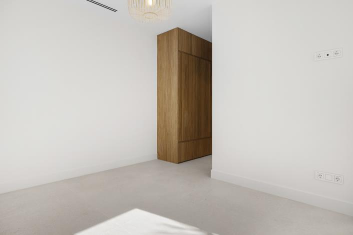 Image No.17-5 Bed Villa for sale