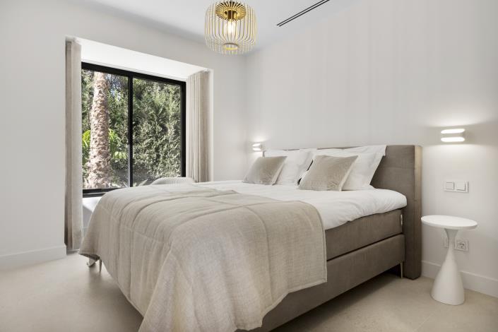 Image No.26-5 Bed Villa for sale