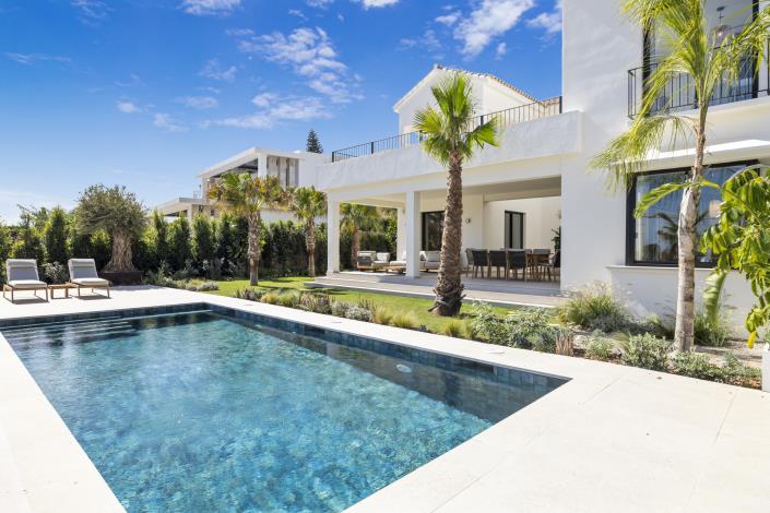 Image No.3-5 Bed Villa for sale