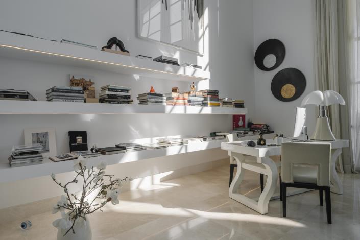 Image No.11-6 Bed Villa for sale