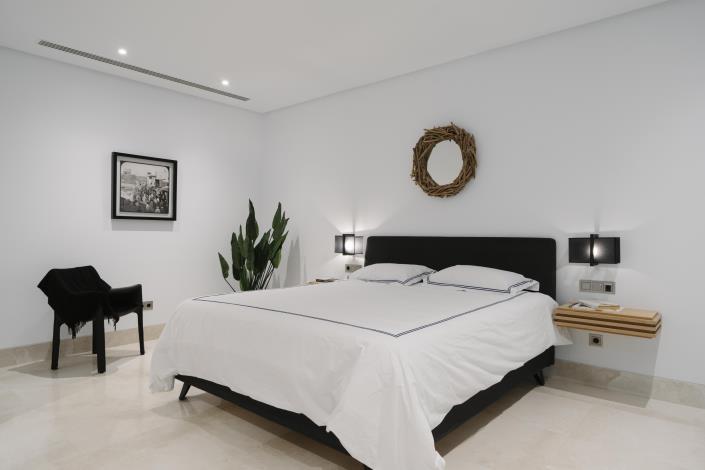 Image No.29-6 Bed Villa for sale