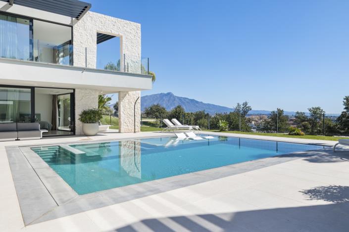 Image No.40-5 Bed Villa for sale