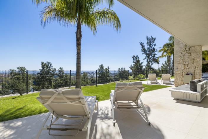 Image No.42-5 Bed Villa for sale