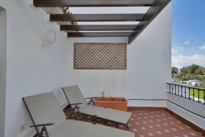 Image No.13-4 Bed Townhouse for sale