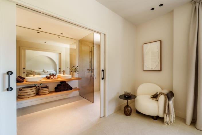 Image No.6-5 Bed Villa for sale