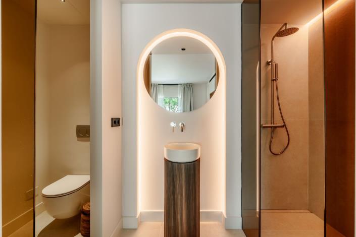 Image No.7-5 Bed Villa for sale