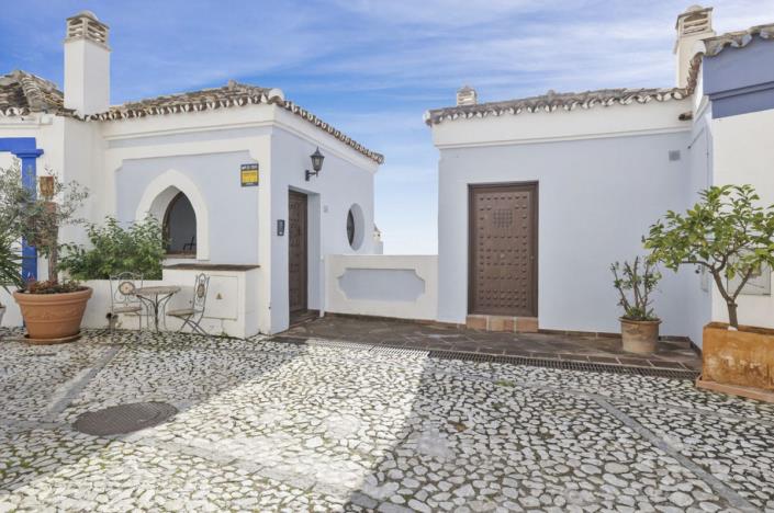 Image No.25-4 Bed Villa / Detached for sale