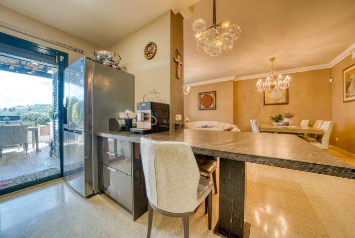 Image No.19-Appartement de 5 chambres à vendre à Benahavis