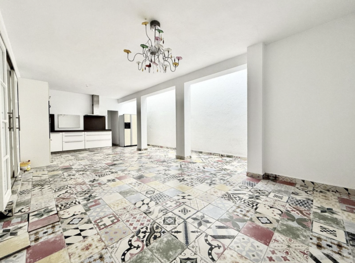 Image No.7-3 Bed Semi-Detached for sale