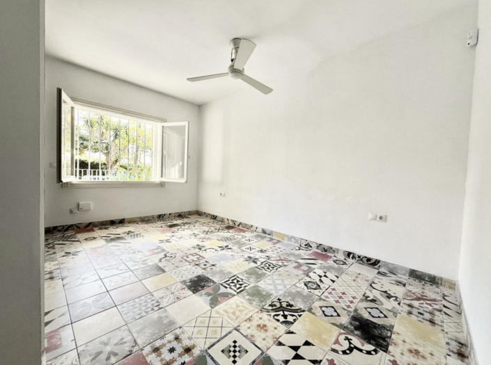 Image No.14-3 Bed Semi-Detached for sale