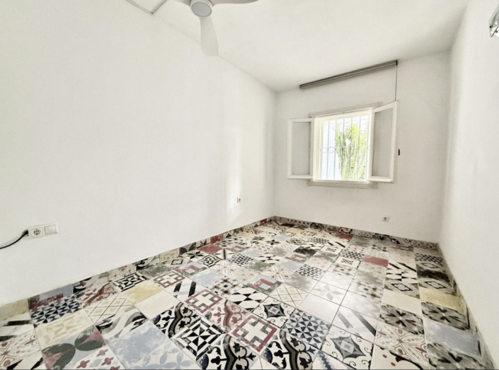 Image No.18-3 Bed Semi-Detached for sale