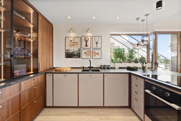 Image No.10-3 Bed Penthouse for sale