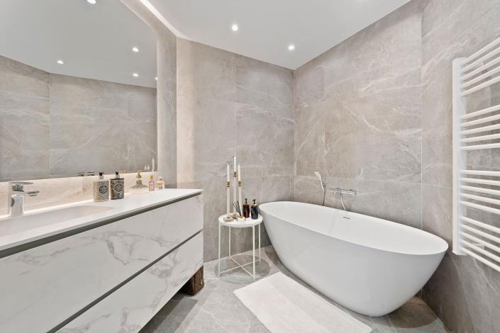 Image No.21-3 Bed Penthouse for sale