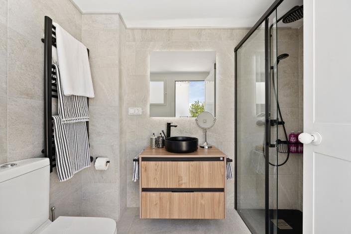 Image No.20-3 Bed Penthouse for sale