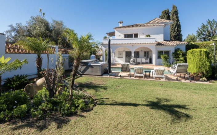 Image No.10-5 Bed Villa for sale