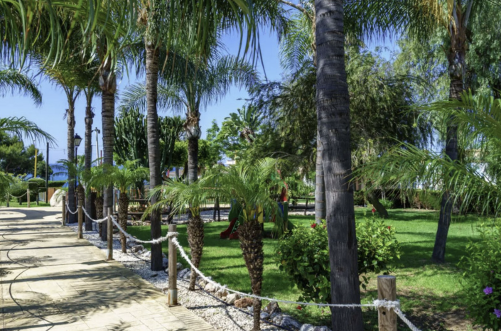 Image No.12-2 Bed Apartment for sale