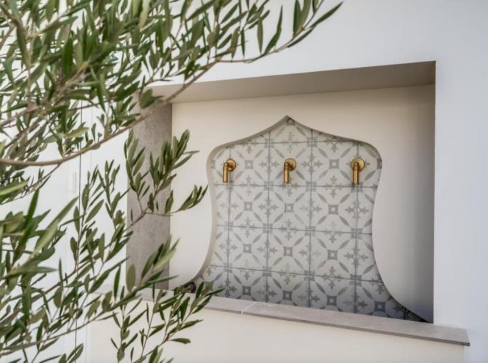 Image No.23-4 Bed Townhouse for sale