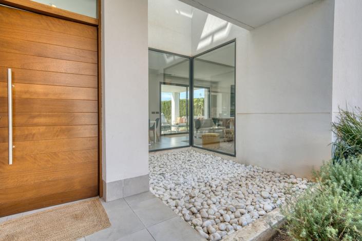 Image No.15-4 Bed Villa for sale