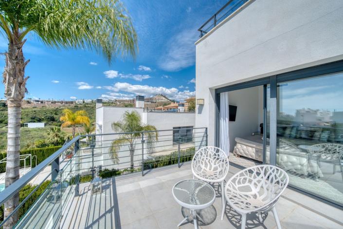 Image No.31-4 Bed Villa for sale