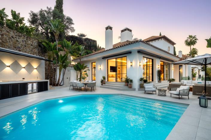 Image No.15-5 Bed Villa for sale