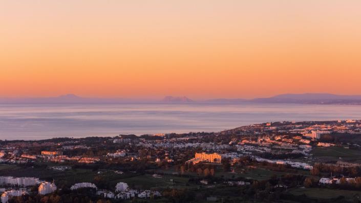 Image No.2-6 Bed Villa for sale