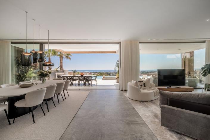 Image No.8-6 Bed Villa for sale