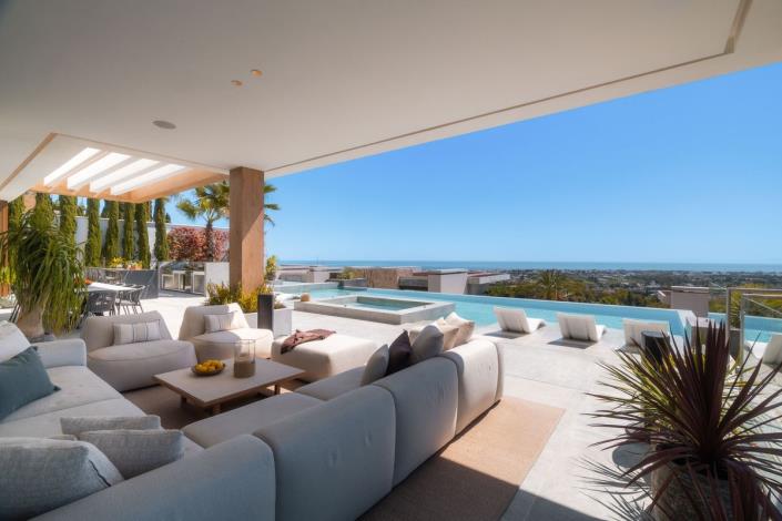 Image No.26-6 Bed Villa for sale