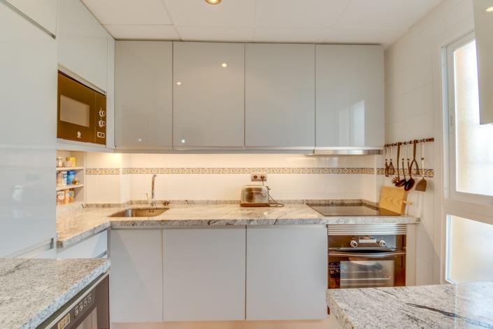 Image No.5-3 Bed Townhouse for sale