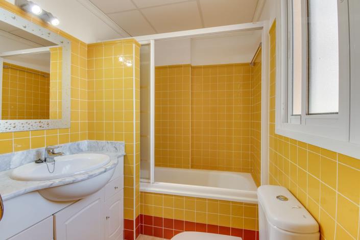 Image No.17-3 Bed Townhouse for sale