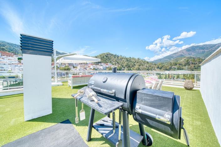 Image No.24-3 Bed Penthouse for sale