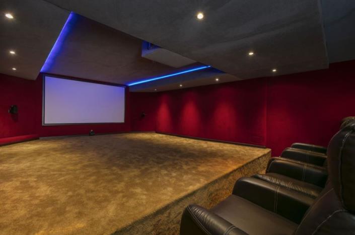 Image No.13-6 Bed Villa for sale