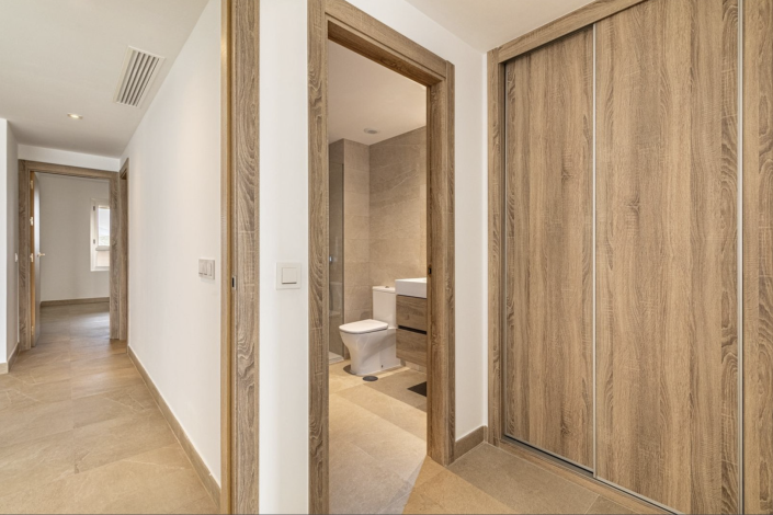 Image No.12-3 Bed Apartment for sale