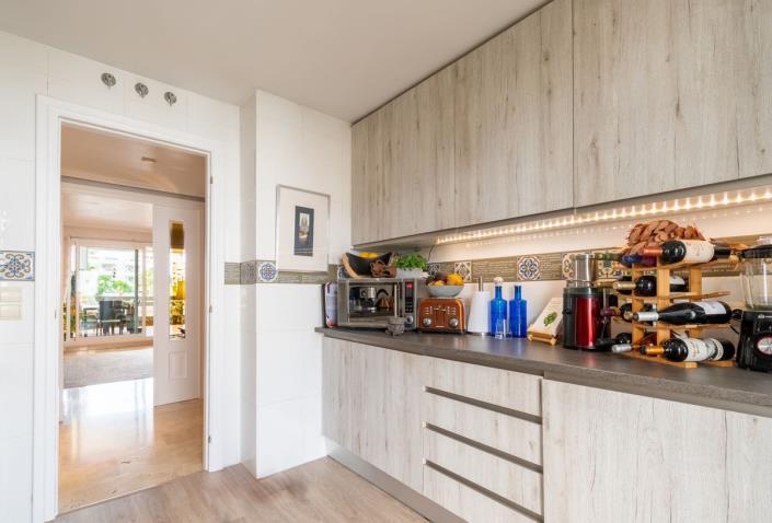 Image No.19-3 Bed Apartment for sale