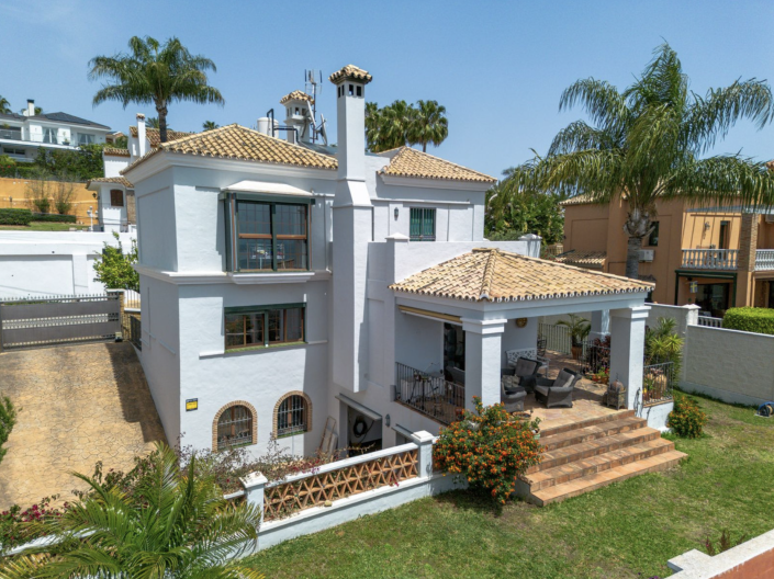 Image No.3-4 Bed Villa / Detached for sale