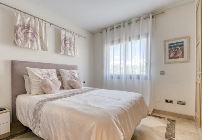 Image No.10-2 Bed Apartment for sale